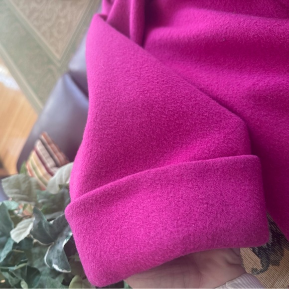 Christian Dior Vintage Size 10 Fuchsia Wool maxi coat with collared scarf. EUC - Picture 7 of 16